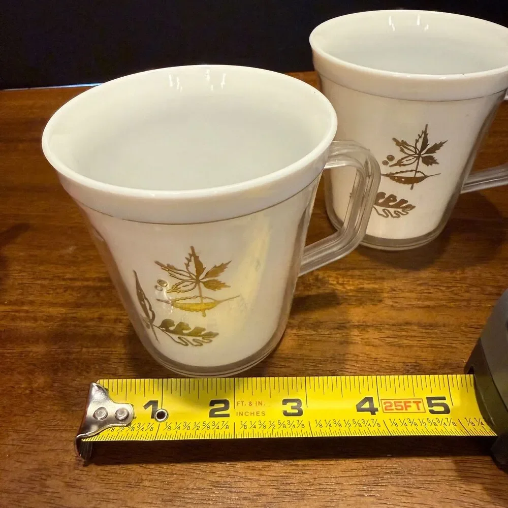 Set of 6 Vtg Insulated Plastic Mugs Double Wall Gold Leaf Print MCM